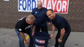 Ford ice bucket