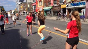skipping-rope-on-yonge-street