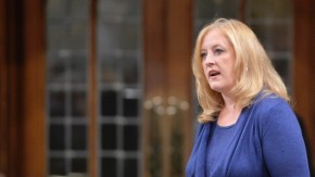 lisa-raitt-20141021